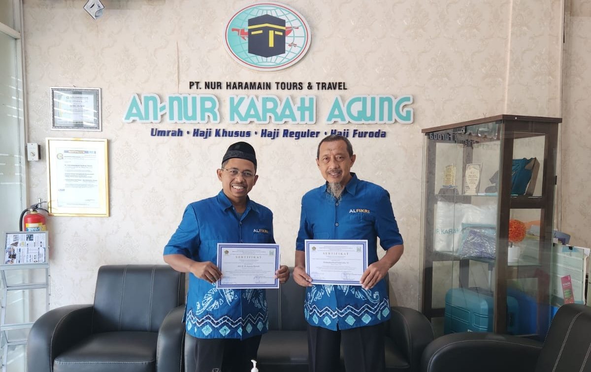 Al Fikri Raih Sertifikat Pembimbing Manasik Haji Profesional